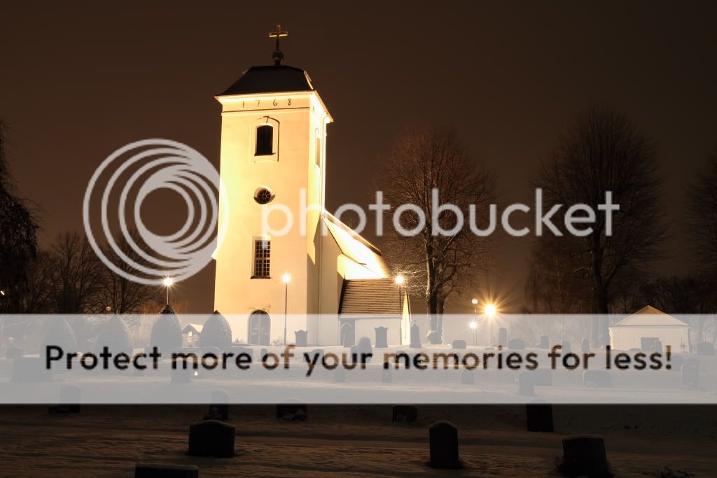 IMAGE: http://i1005.photobucket.com/albums/af173/Darkwand/Religion/EdsKyrkamk2right.jpg